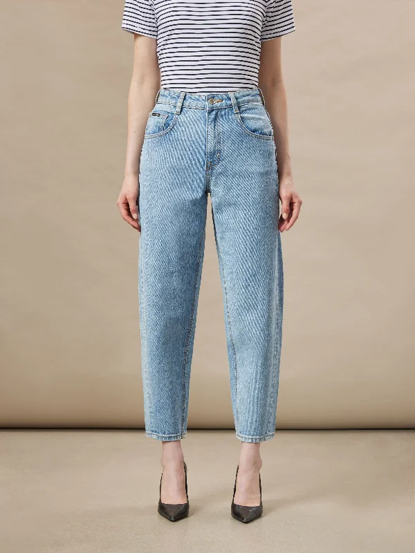 The Linda Balloon Jean in Light Wash